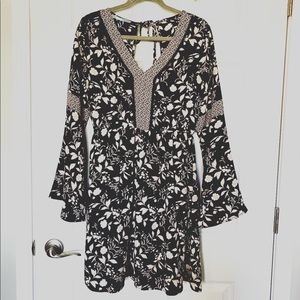 Boho-Chic with Tunic Sleeves